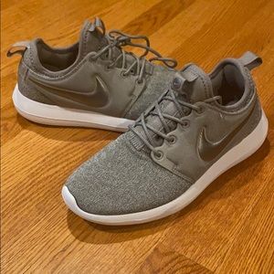 Women’s Nike roshe